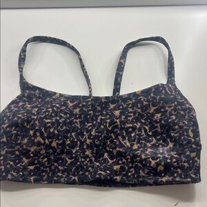 Lululemon Sports Bra Size 4